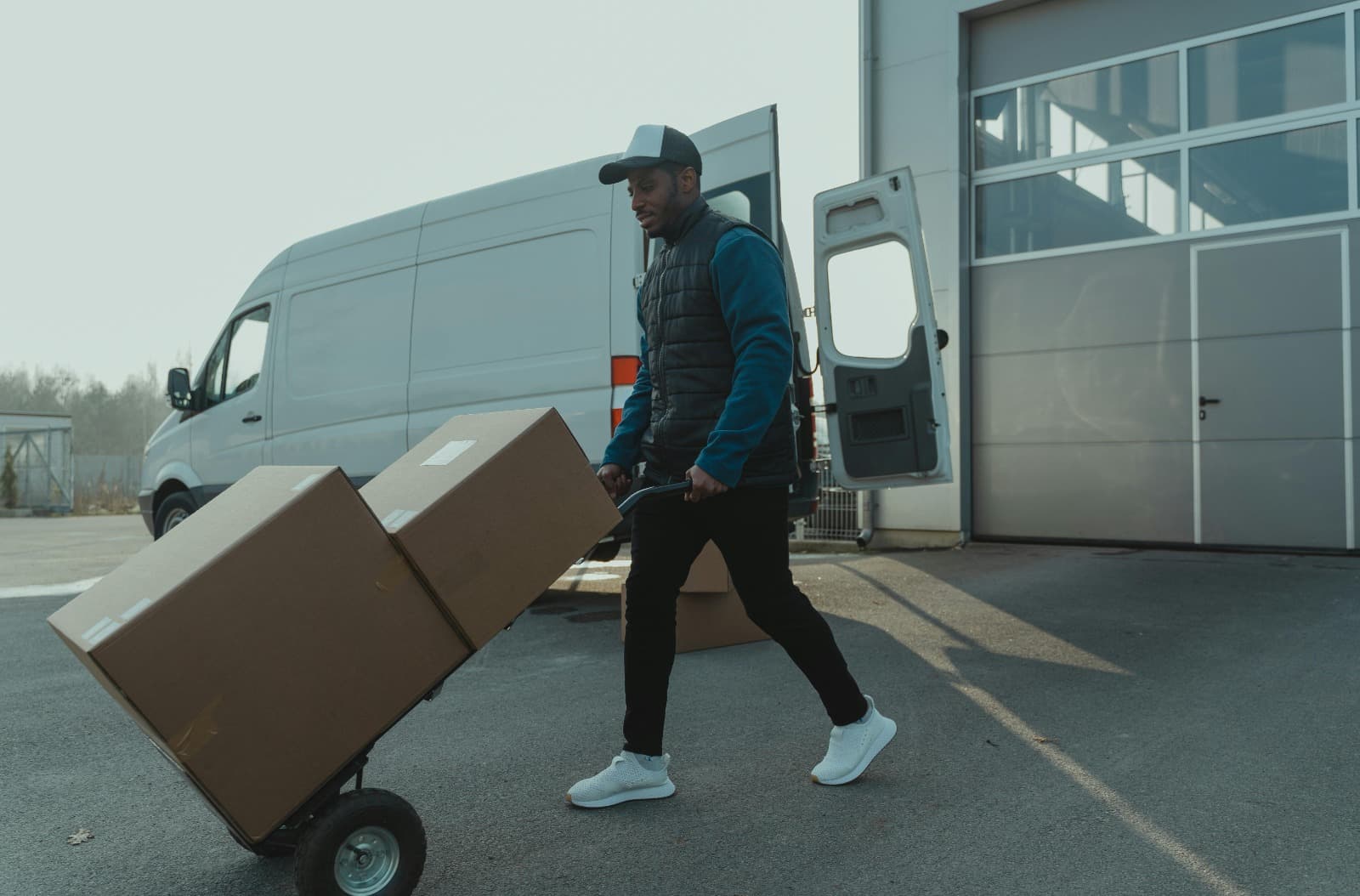 Affordable Local and Long-Distance Moving Options with AA Power Removals