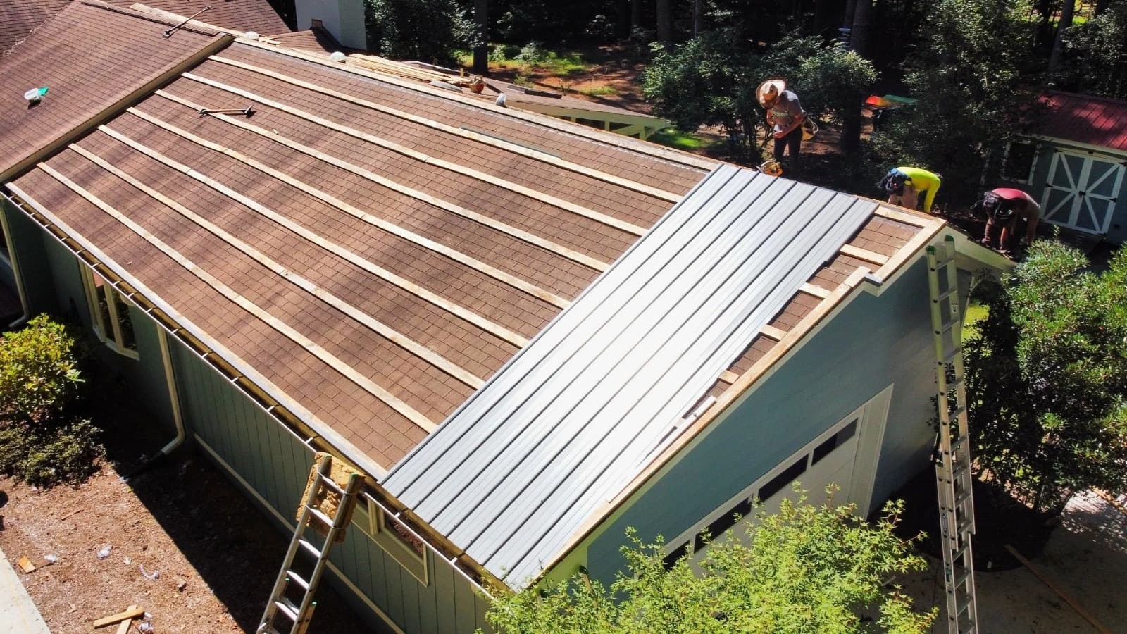 Peak Exteriors: Expert Roofers near Covington, LA Since [Year]