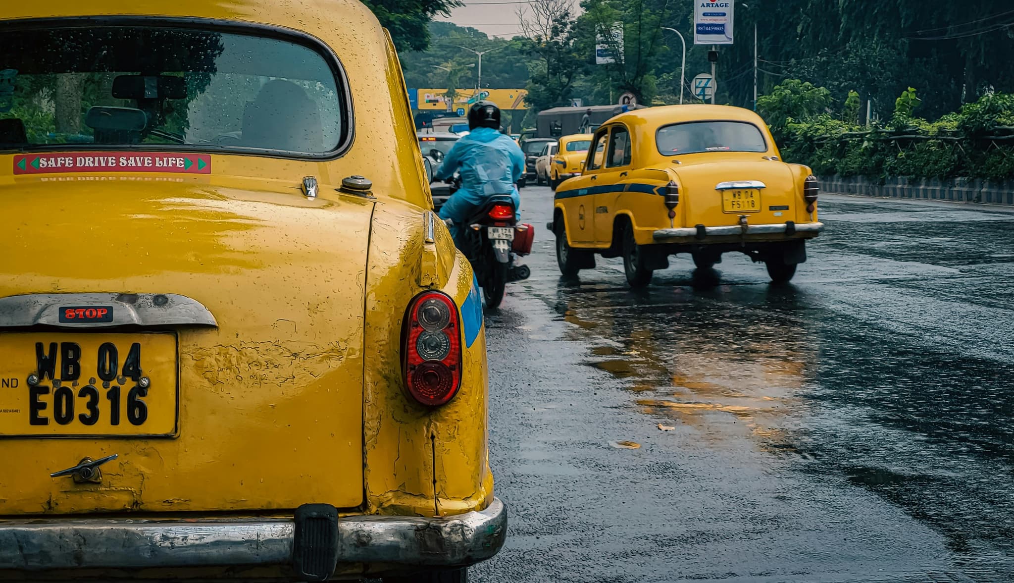 Safe and Comfortable Claygate Cars – Ride with Esher Taxis
