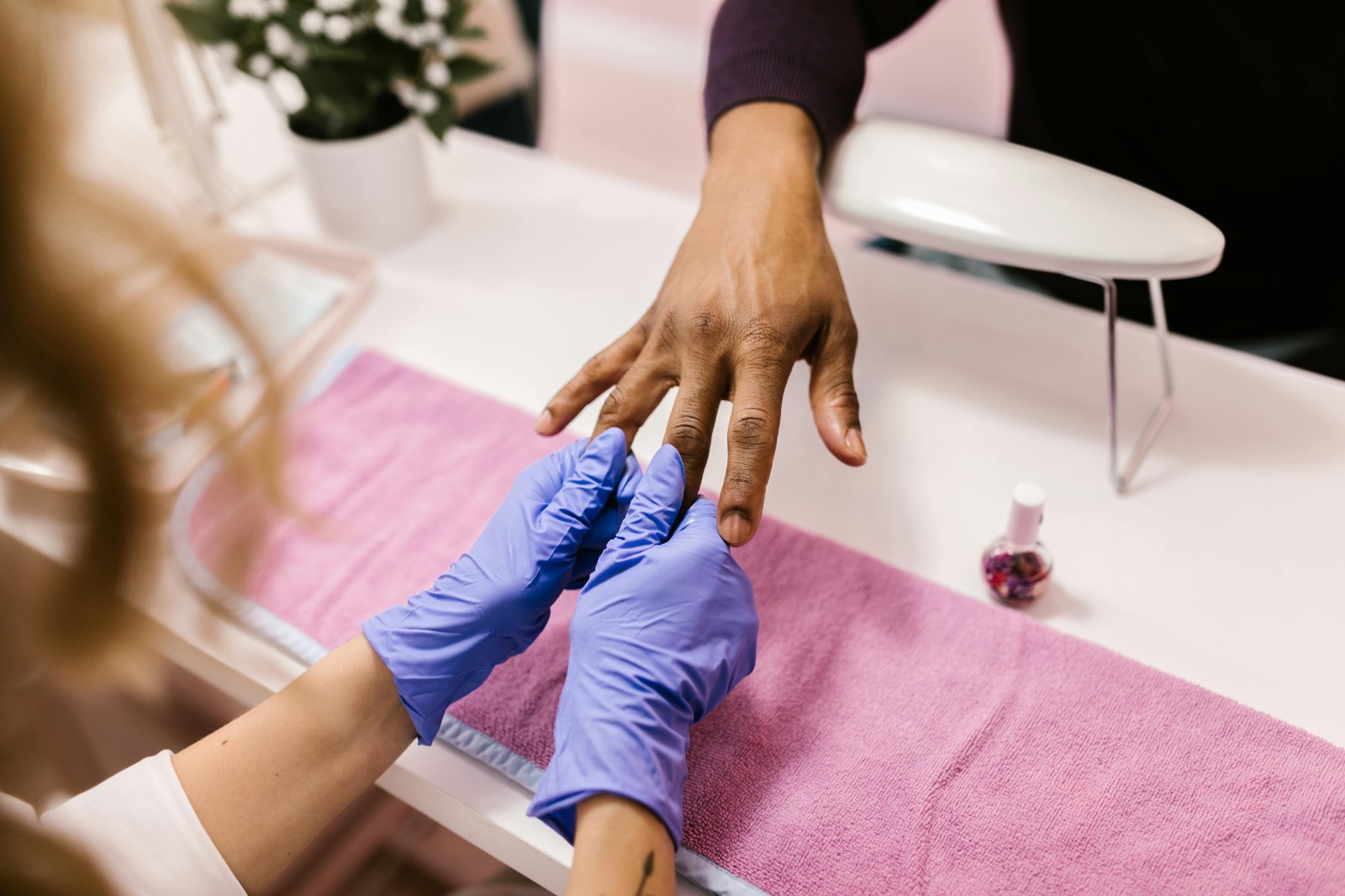 스웨디시와 아로마 마사지의 차이점 비교