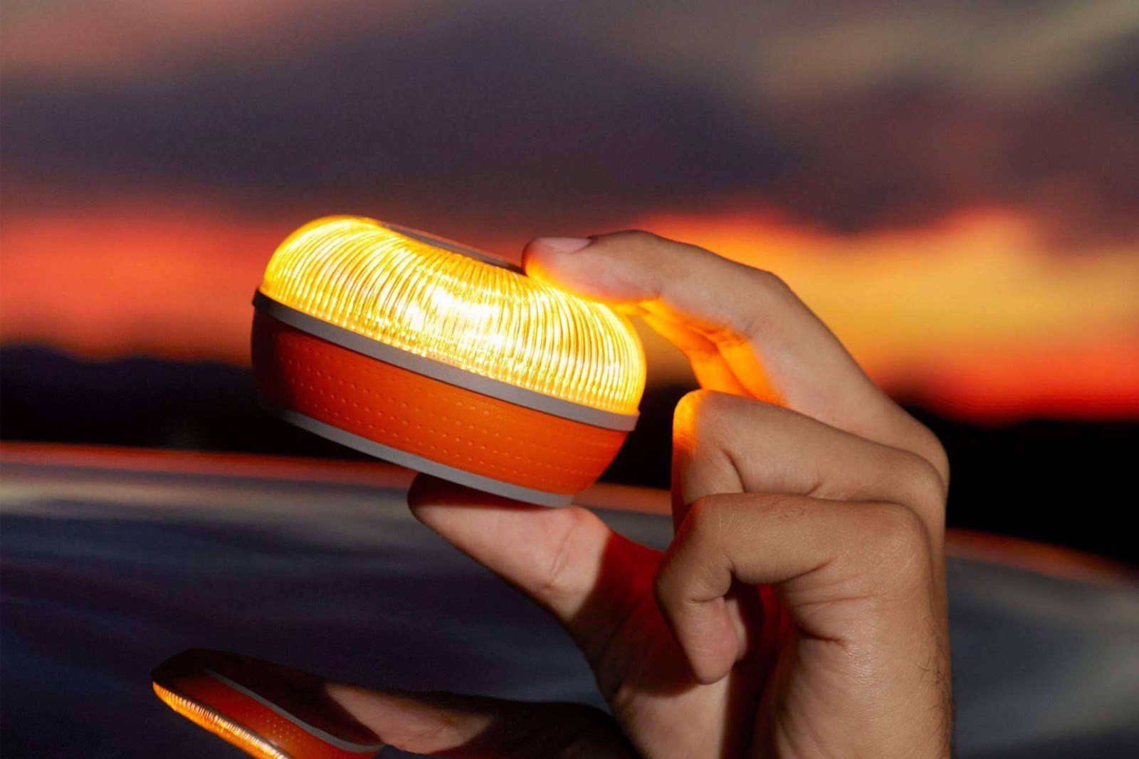 Die Bedeutung der Warnleuchte V16 für die Verkehrssicherheit